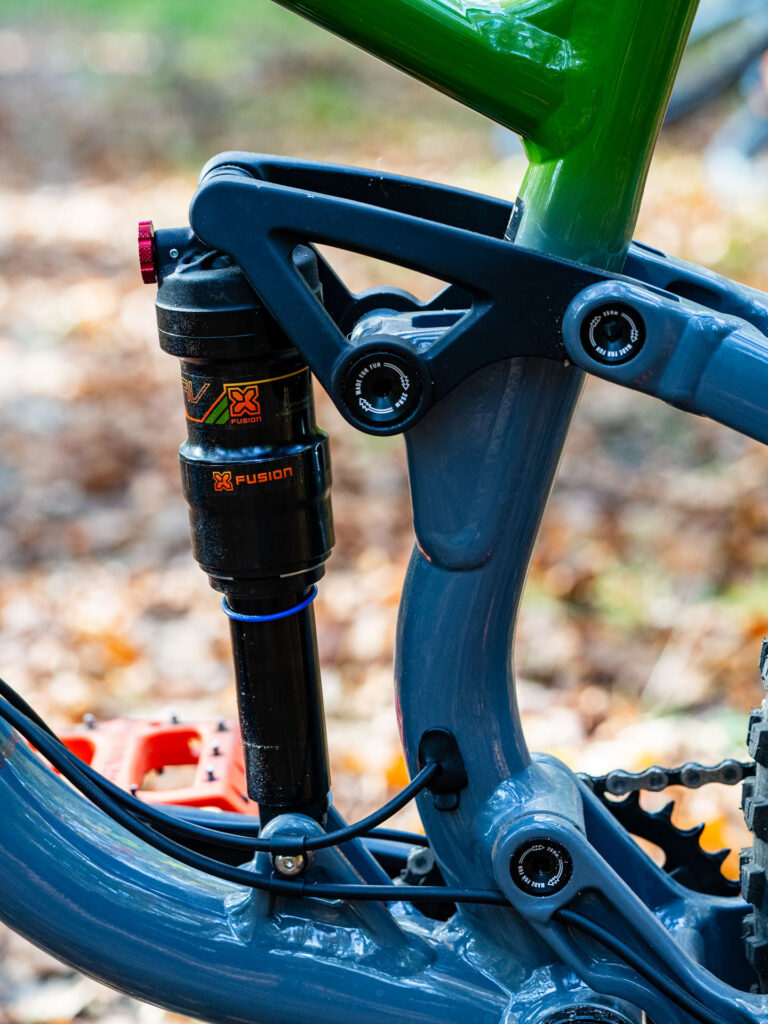 Jak wybrać rowery z pełnym zawieszeniem – przewodnik po kategoriach: trail, enduro i downhill 7
