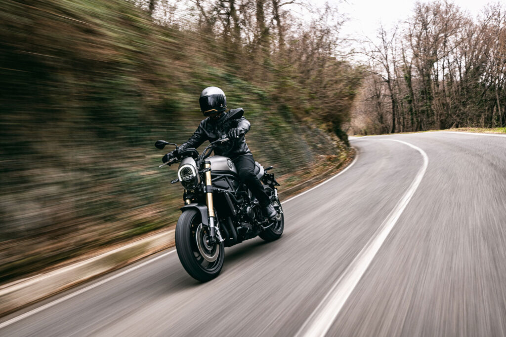 Benelli Leoncino 800 lp 5