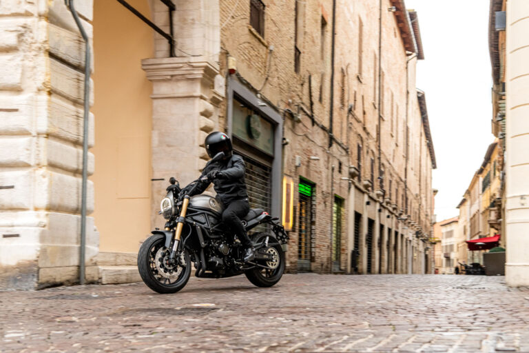 Benelli Leoncino 500 Trail lp 22