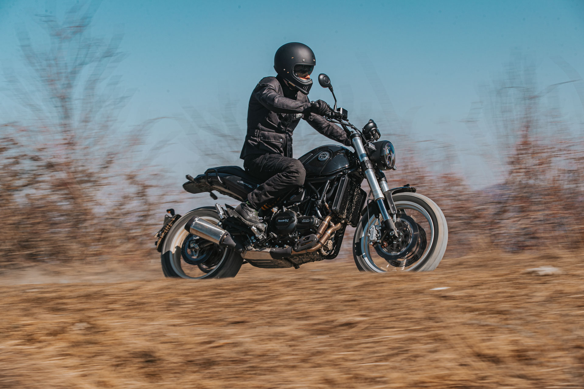 Benelli Leoncino 500 Trail lp 8