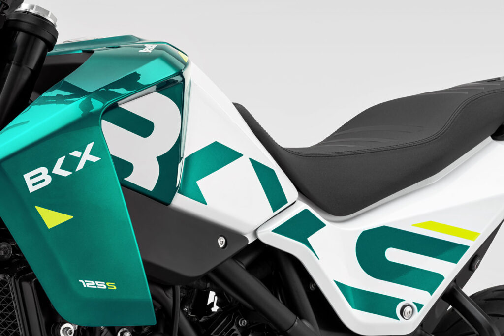 Benelli BKX 125S 8