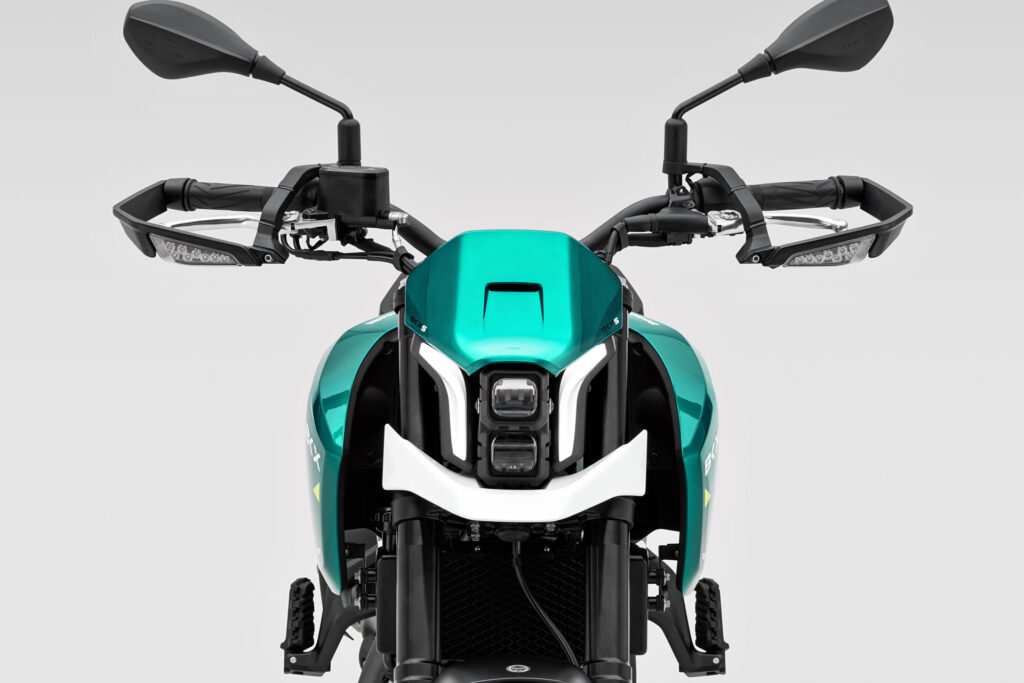 Benelli BKX 125S 7