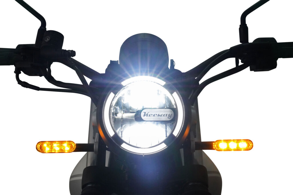 Keeway X-Light 125 5