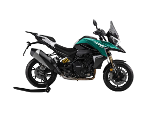 Benelli TRK 902 Stradale i Xtreme z kompletem kufrów 9